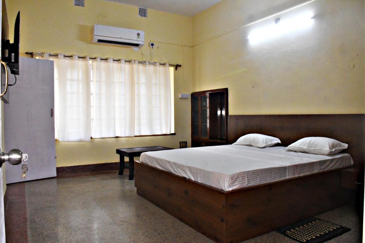 Jhargram Eshani Hotels And Guest House Екстер'єр фото